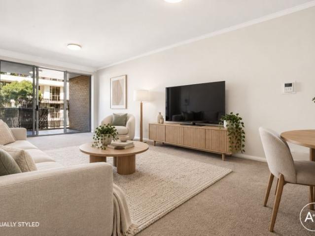 LUXURY RESORT STYLE LIVING IN THE HEART OF WATERLOO – TIARA COMPLEX
