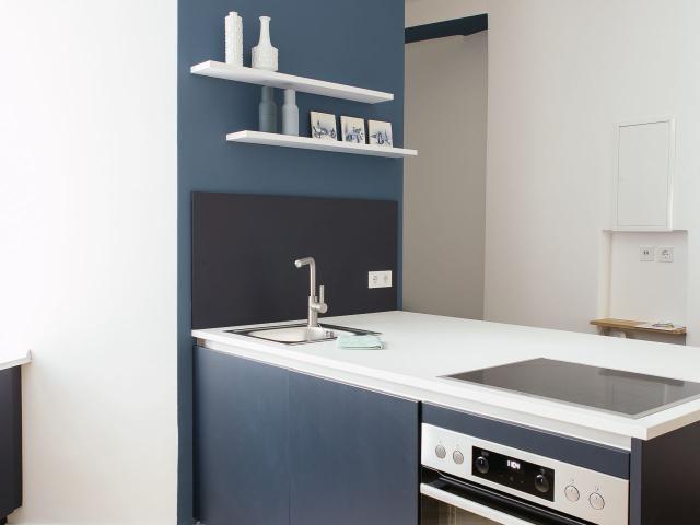 luxury restored apartment with balcony, Berlin Amsterdam Apartments for Rent