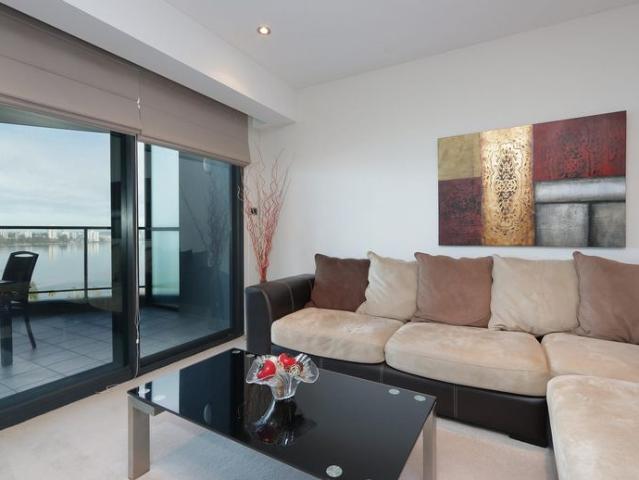 Luxury Riverfront Living in East Perth Fully Furnished