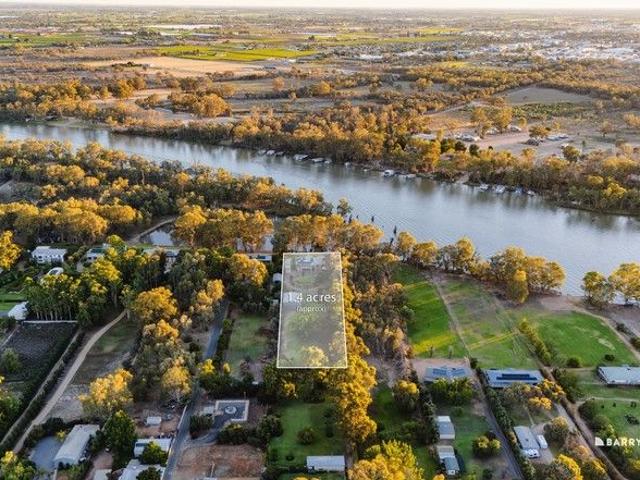 Luxury riverfront living on an unmatched scale