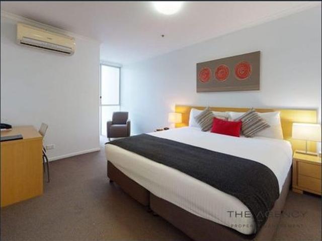 Luxury Riverside Apartment available in The Edge
