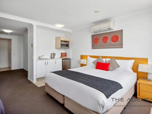 Luxury Riverside Apartment available in The Edge