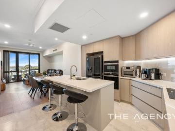 Luxury Riverside Living