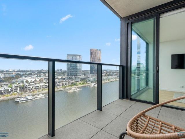 Luxury Riverside Living in the Heart of Docklands