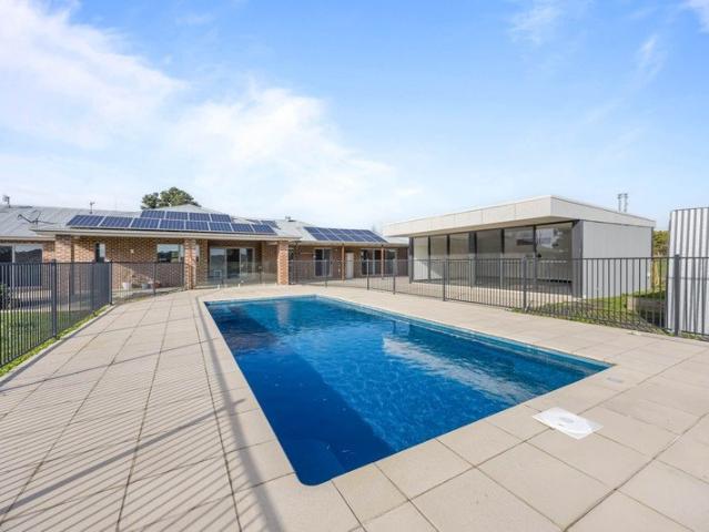 Luxury Rural Living with Agistment Potential