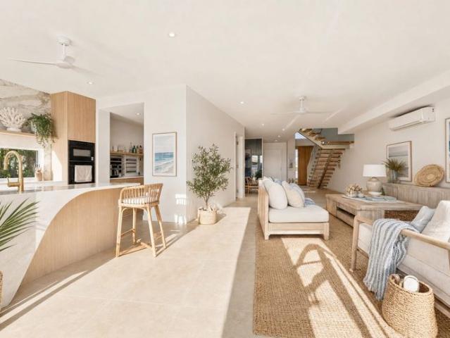 Luxury Waterfront | Immaculately Built