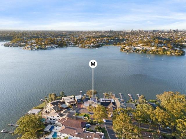 Luxury waterfront living and breathtaking panoramas