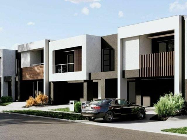 LUXURY TOWN HOUSE IN BOX HILL! Contact for inspection 0421437682