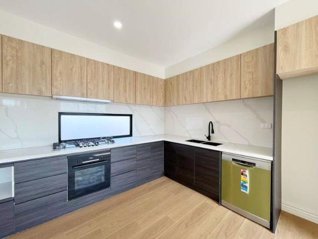 Luxury Townhouse and huge Stamp Duty Saving Residential Home Buyers