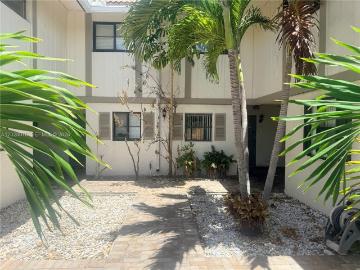 Luxury Townhouse for rent in Coral Springs, Florida