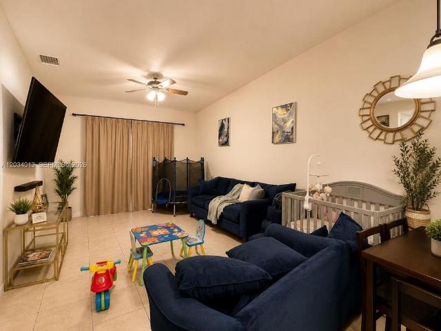 Luxury Townhouse for rent in Hollywood, Florida