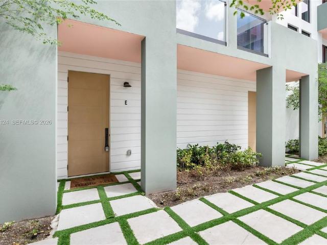 Luxury Townhouse for sale in Miami, United States