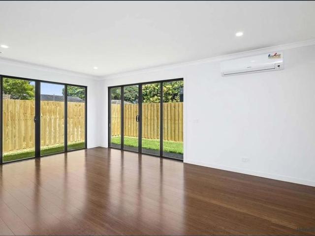 Luxury Townhouse in a Prime Location