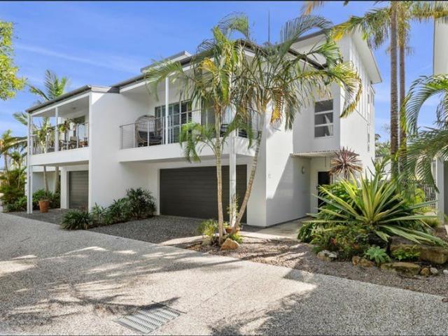 Luxury Townhouse in Prestigious St Kitts