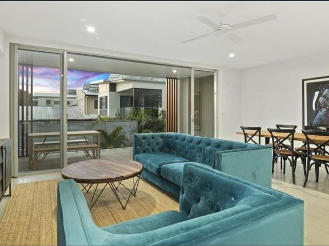 Luxury Townhouse in the Heart of Palm Beach