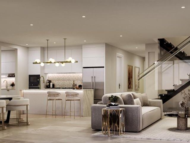 Luxury Townhouse Ready to Go!