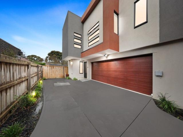 Luxury Townhouse with Improved Livability
