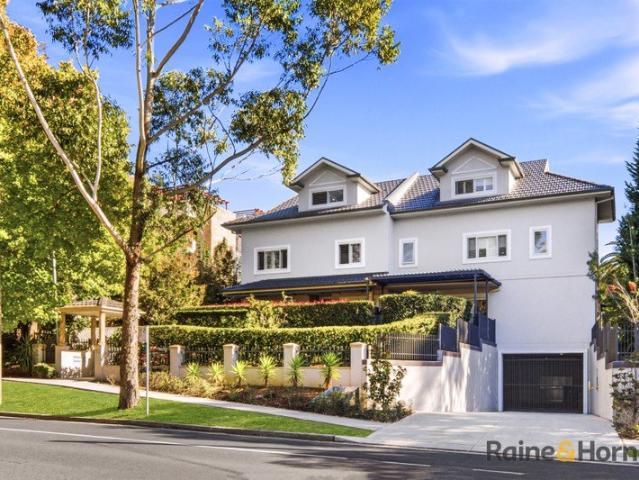 Luxury Townhouse with Private Top Floor Master Retreat at Pymble