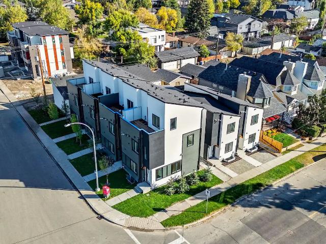 Luxury Townhouses 2 bedrooms with open concept for rent in Capitol Hill