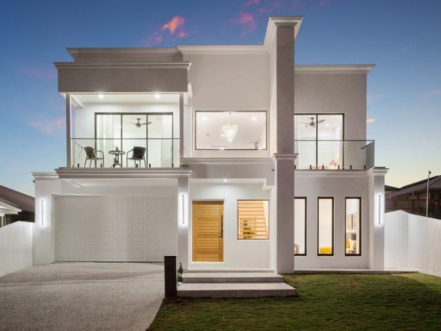 LUXURY THAT EXCEEDS EXPECTATION.