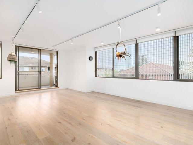 Luxury Three Bedroom Apartment