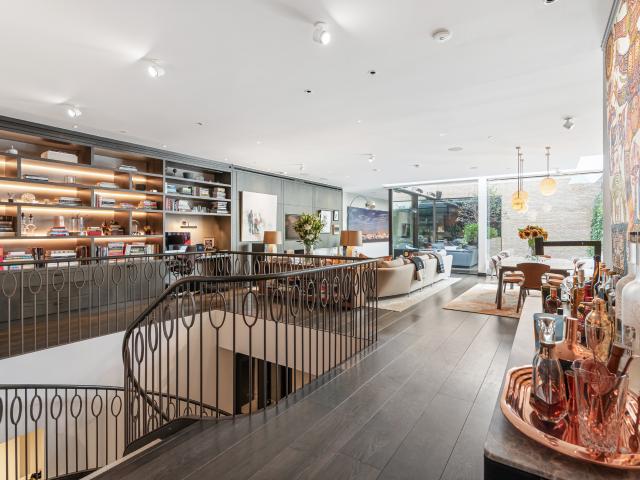 Luxury three bedroom duplex apartment in the heart of Knightsbridge