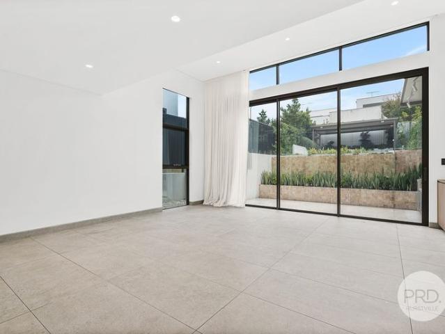 Luxury Tri Level Duplex With Internal Lift Access Available Now!