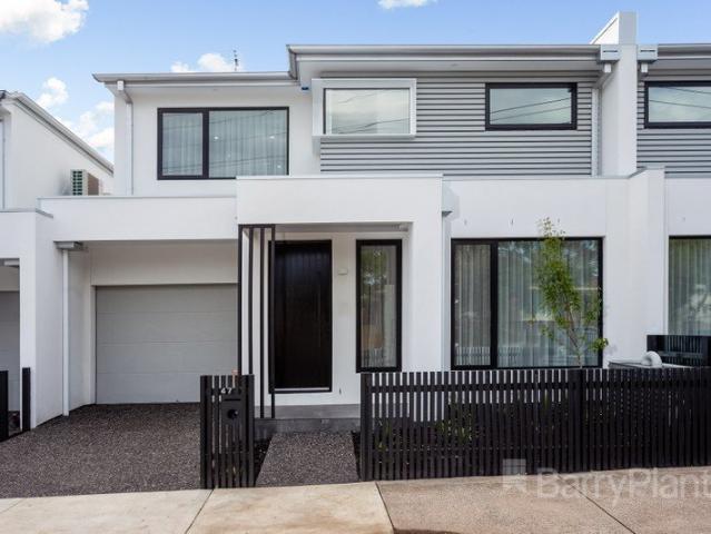 Luxury Turn Key Living in the Heart of Altona North!