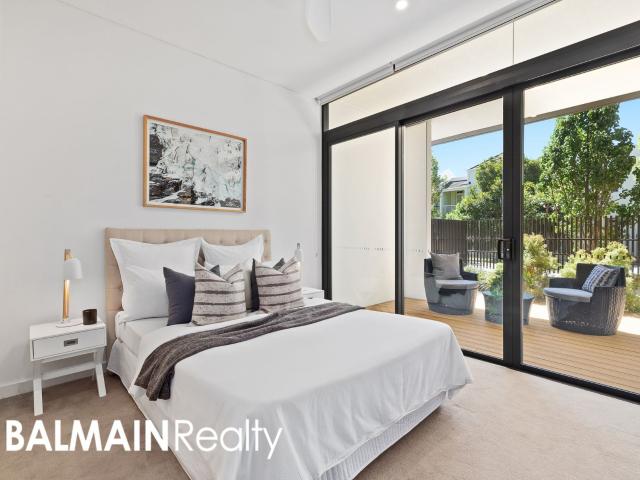 Luxury Two Bedroom Apartment with Unique Garden Style Courtyard, Study, Parking & Storage Cage