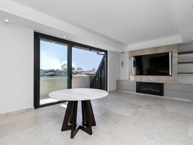 Luxury Two Bedroom Apartment