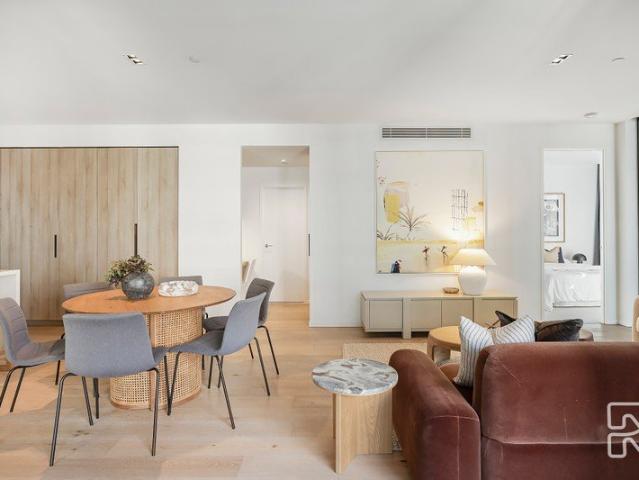 Luxury two bedroom retreat in Newstead's coveted 'Lucent'