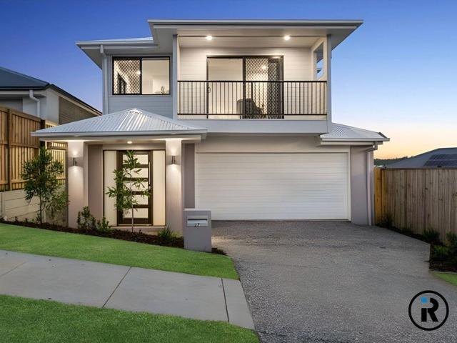 Luxury Two Storey Living with Stunning Views