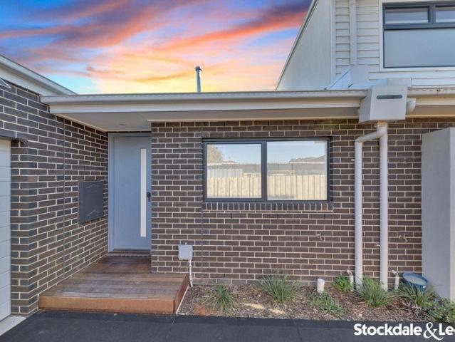 Luxury Unit for Rent in the Heart of Laverton!