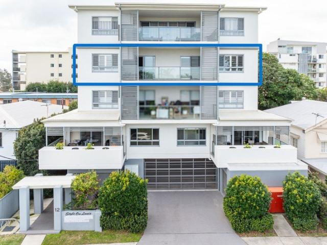 Luxury Unit Living Just Moments from Suttons Beach