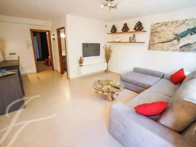 Luxury Villa for rent in Cap Martinet, Spain