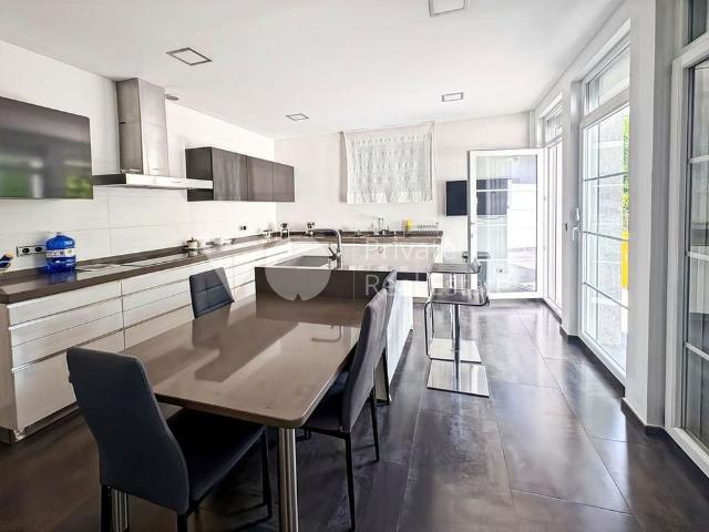 Luxury Villa for rent in Boadilla del Monte, Spain
