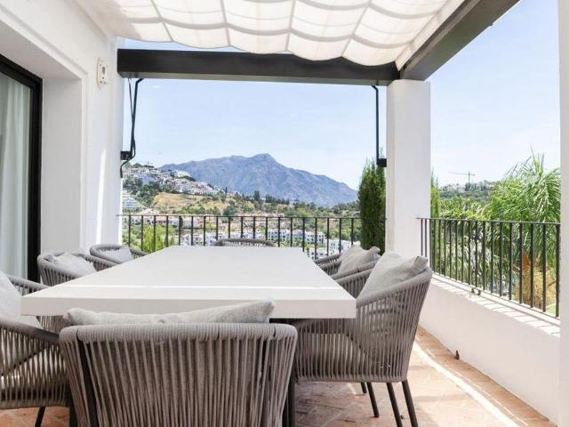 Luxury Villa for rent in Benahavís, Spain