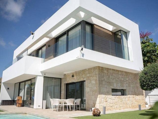 Luxury Villa for rent in Finestrat, Valencia