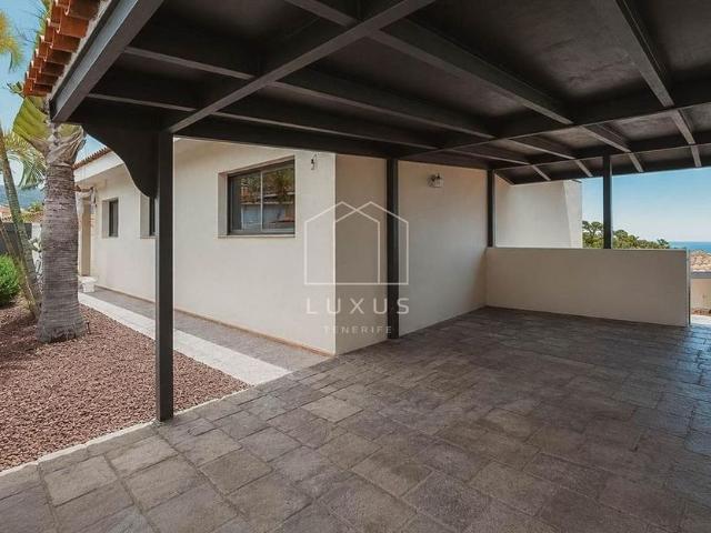 Luxury Villa for rent in La Orotava, Spain