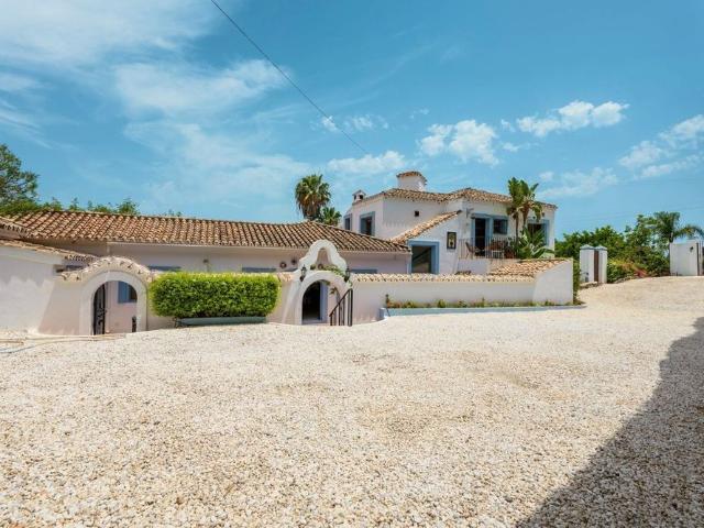 Luxury Villa for rent in Marbella, Spain