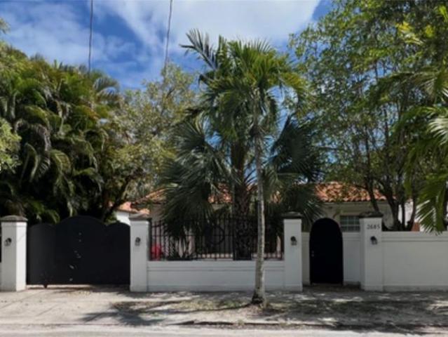 Luxury Villa for rent in Miami, United States