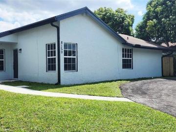 Luxury Villa for rent in North Lauderdale, United States