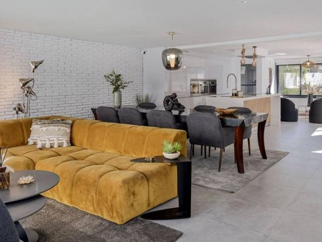 Luxury Villa for rent in Nueva Andalucia, Spain