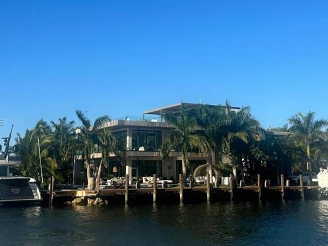Luxury Villa for rent in Pompano Beach, Florida