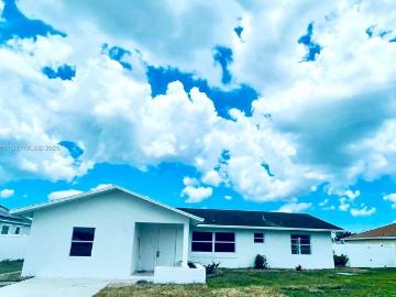 Luxury Villa for rent in Port Saint Lucie, United States