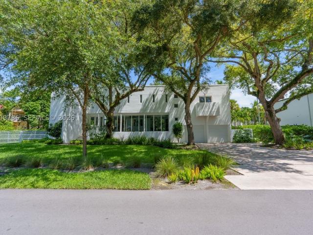 Luxury Villa for rent in Palmetto Bay, Florida