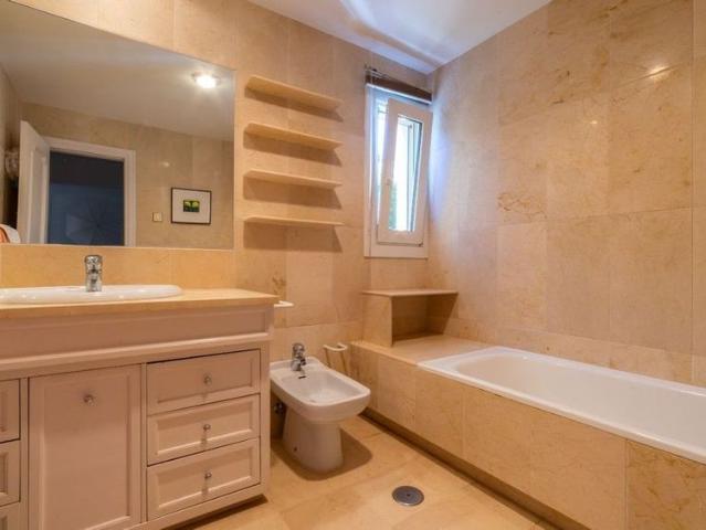 Luxury Villa for rent in The Golden Mile, Spain