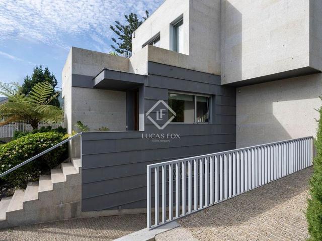 Luxury Villa for rent in Vigo, Spain