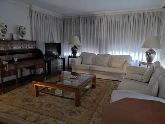 Luxury Villa for rent in Zaragoza, Aragon