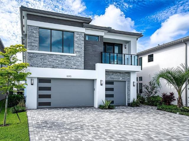 Luxury Villa for sale in Boca Raton, Florida